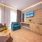 Azure 4*