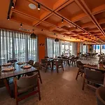 Azure Otel 4*