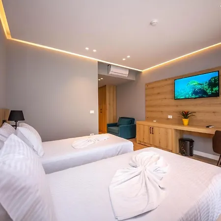 Azure Hotel 4*