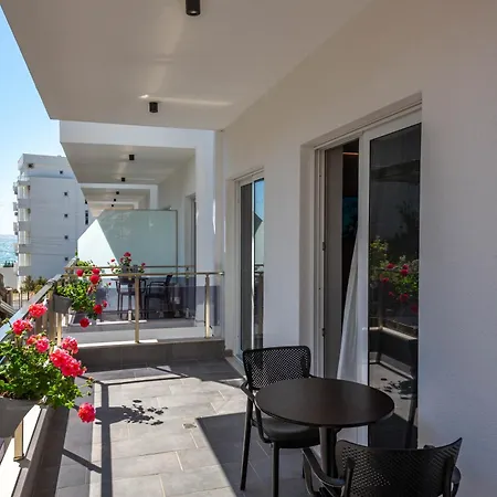 Azure Hotel 4*