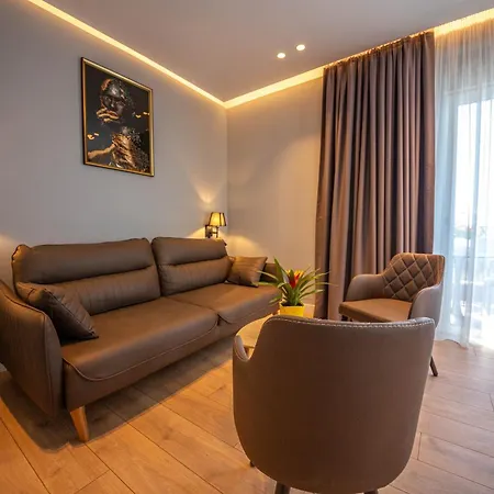 Otel Azure Saranda