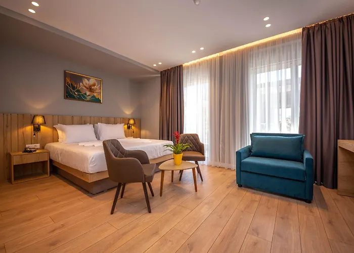 Azure 酒店 Sarandë